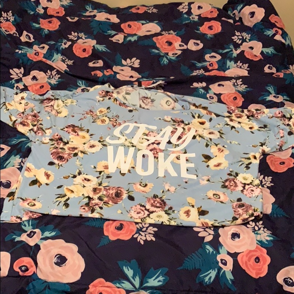 Shirt! Can be used as a crop top!